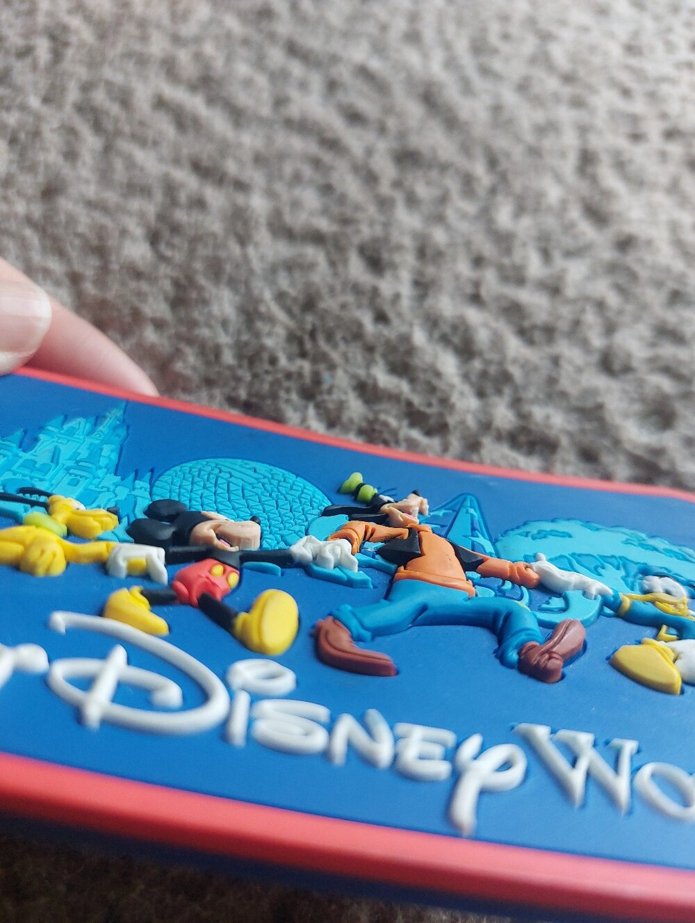 Disney  Walt Disney World Blue & Red Character Luggage Tag - Picture 7 of 10